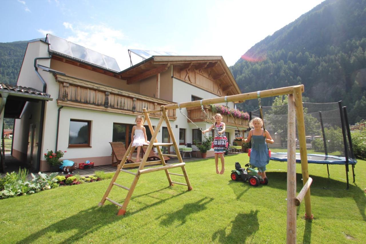 Apartmán Landhaus Zell Längenfeld Exteriér fotografie